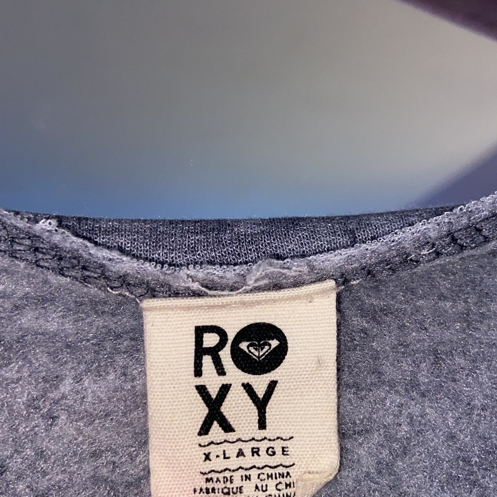 Grey Roxy Pullover - image 3